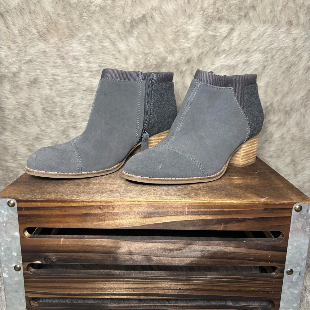 Toms Charcoal Ankle Booties - Picture 3 of 6